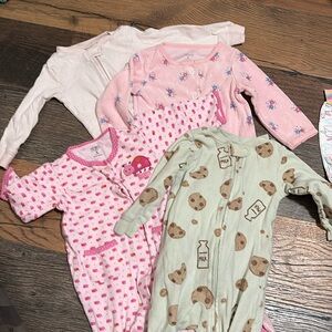 4count 9month Carters Footed Pjs